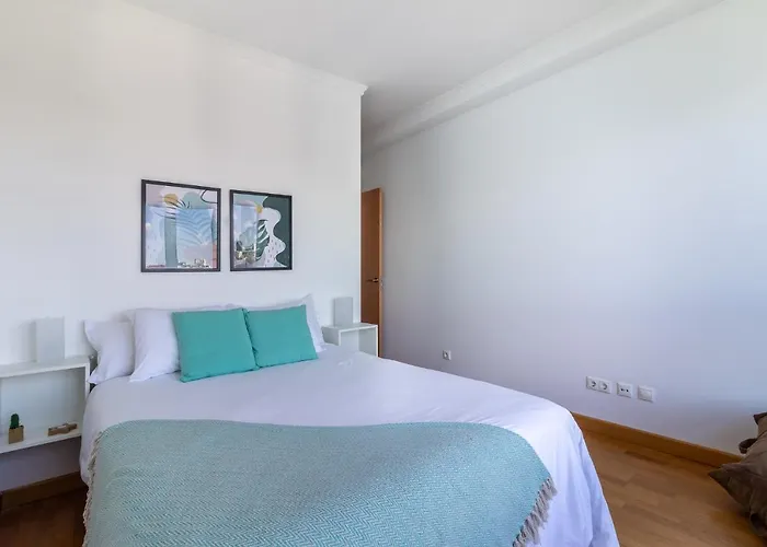 Cliff Canteras Apartment *